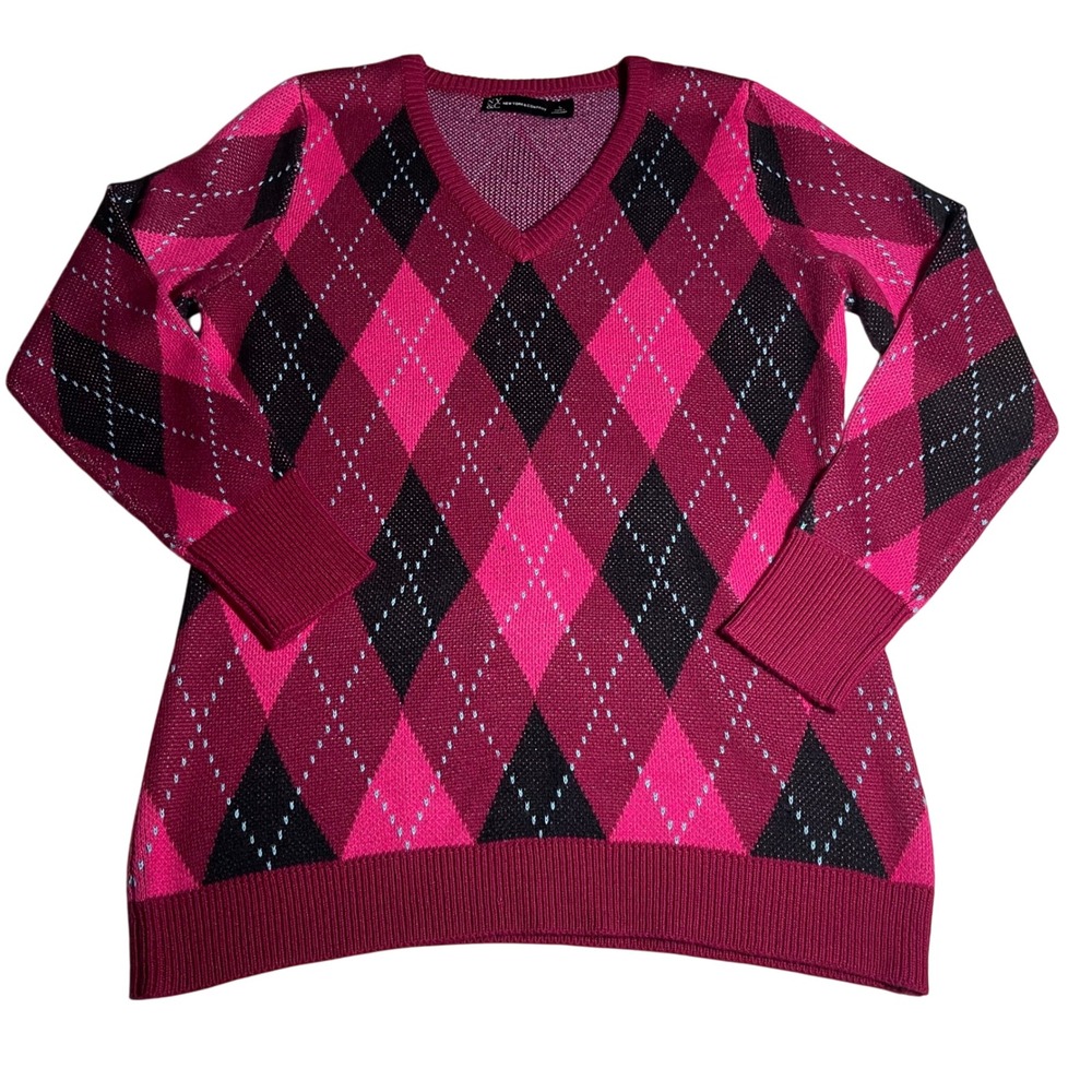Argyle V-Neck Sweater - Pink and Black